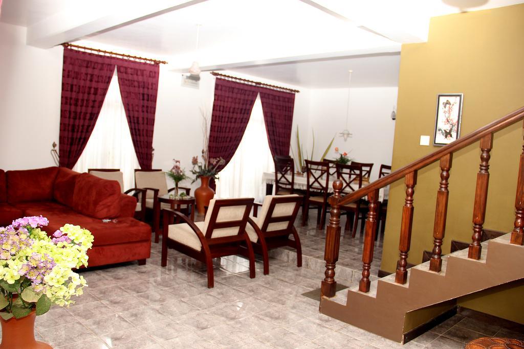 Perera Homestay 누와라 엘리야 외부 사진